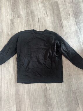 Lululemon crewneck